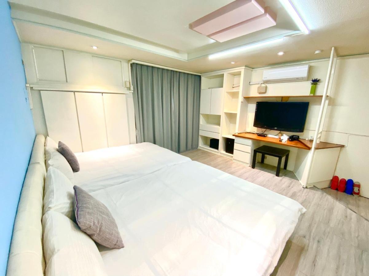 Apartamento Fengjia Pig'S House Taichung Exterior foto