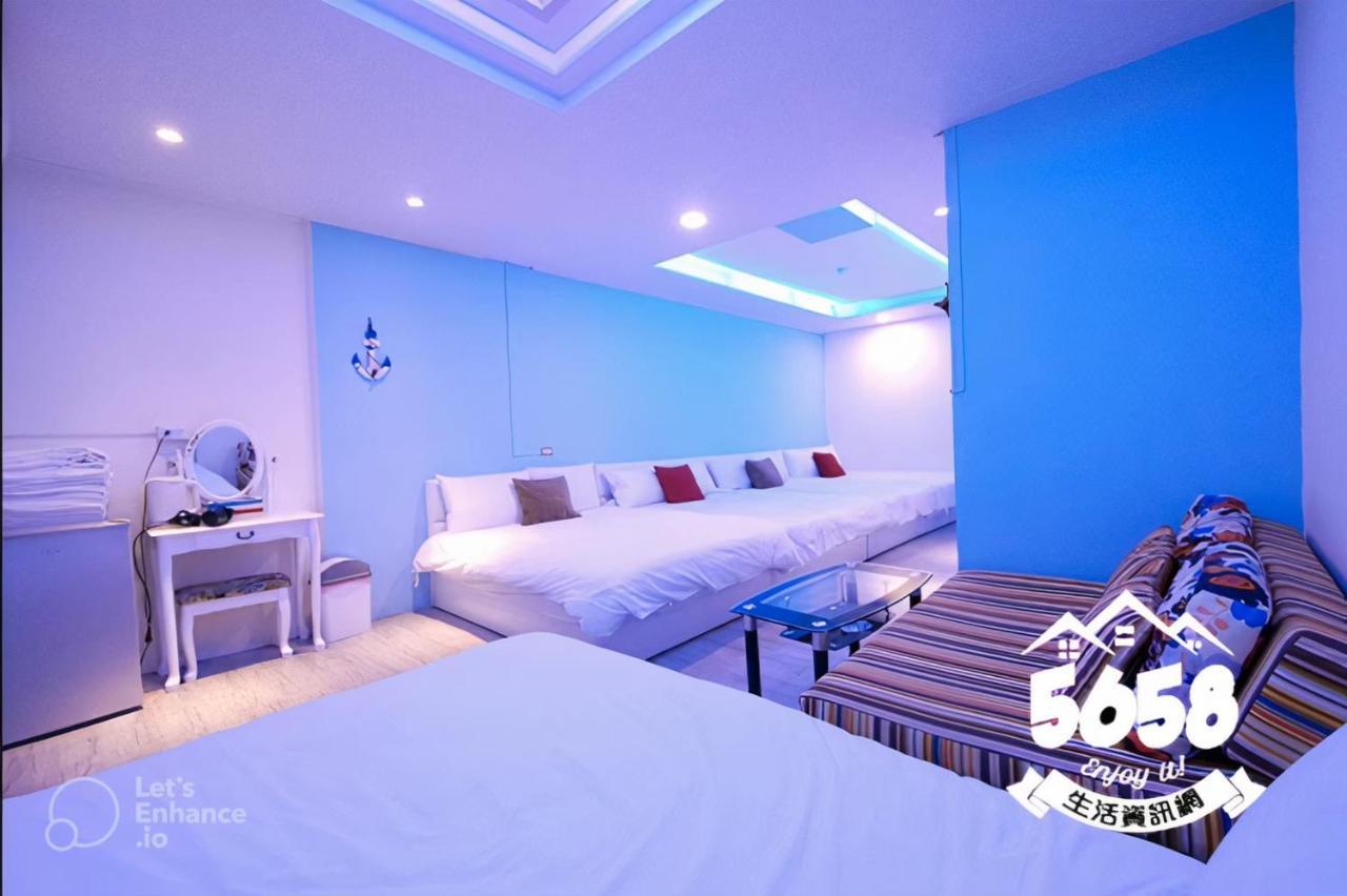 Apartamento Fengjia Pig'S House Taichung Exterior foto