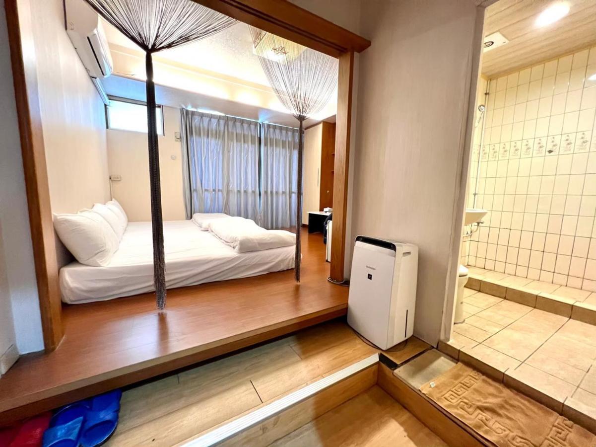 Apartamento Fengjia Pig'S House Taichung Exterior foto