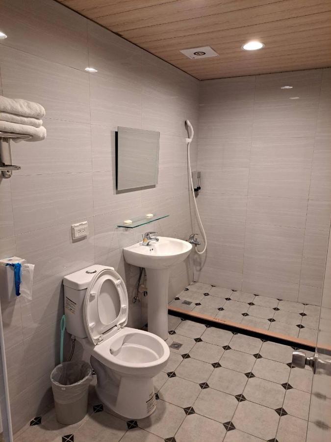 Apartamento Fengjia Pig'S House Taichung Exterior foto